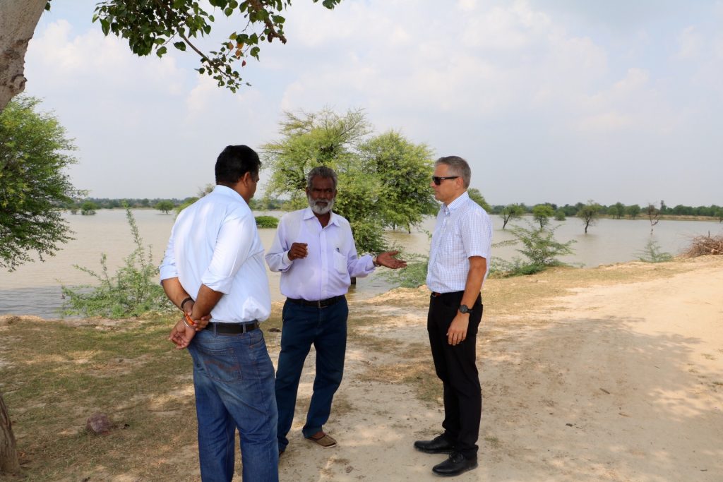 Interview in the field at the dam